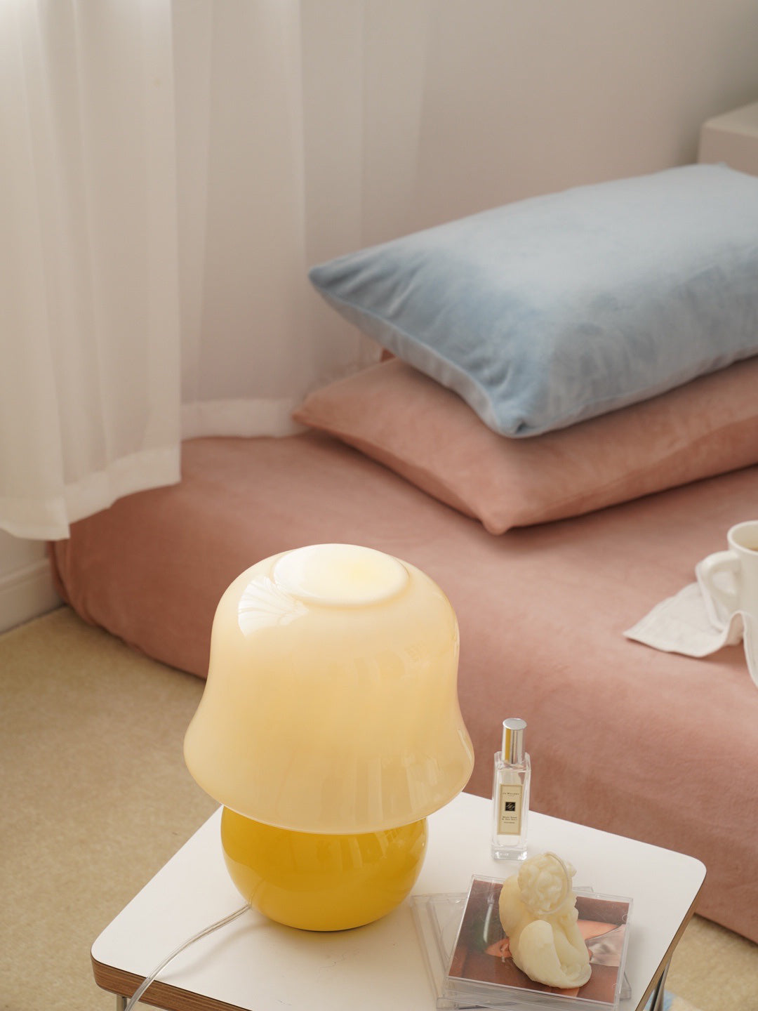 Mushroom Table Lamp | Enamel Glass | Creamy Yellow