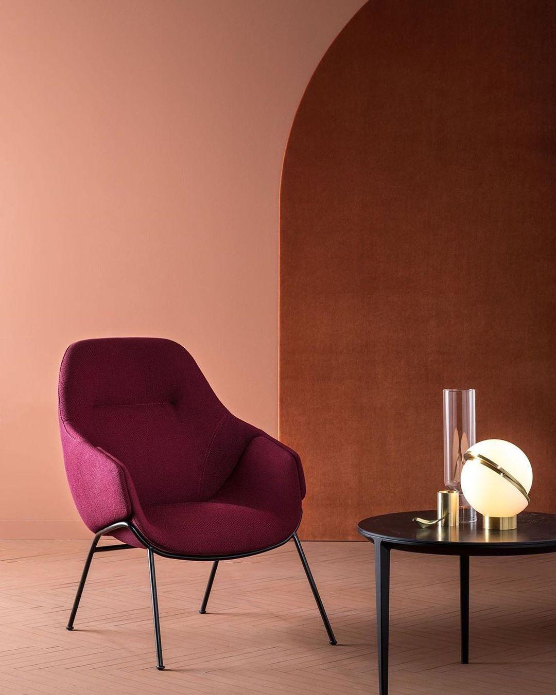 Crescent Table Lamp | Brushed Brass & White Acrylic | 30cm Diameter