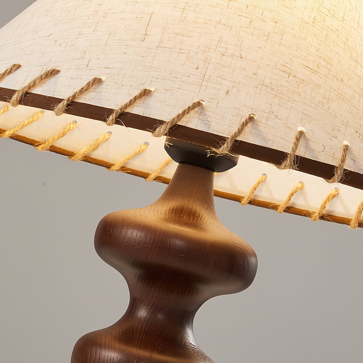 Crigler Table Lamp | Walnut Wood & Beige Fabric | Retro Design