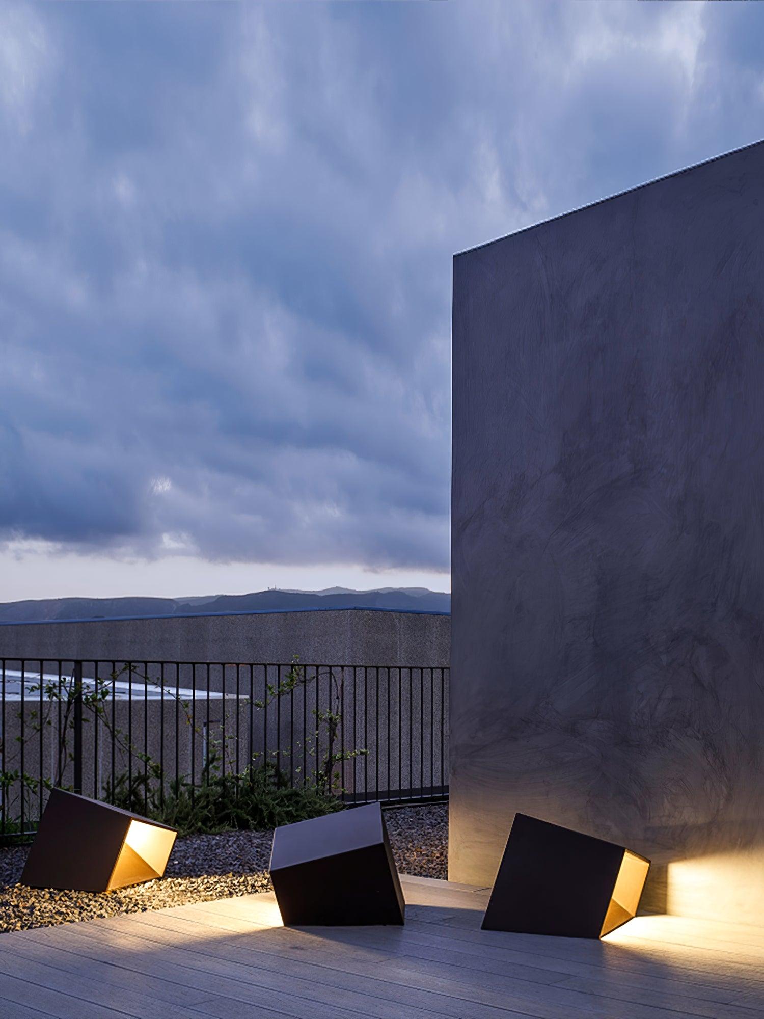 Cube Garden Light | Stainless Steel | Black