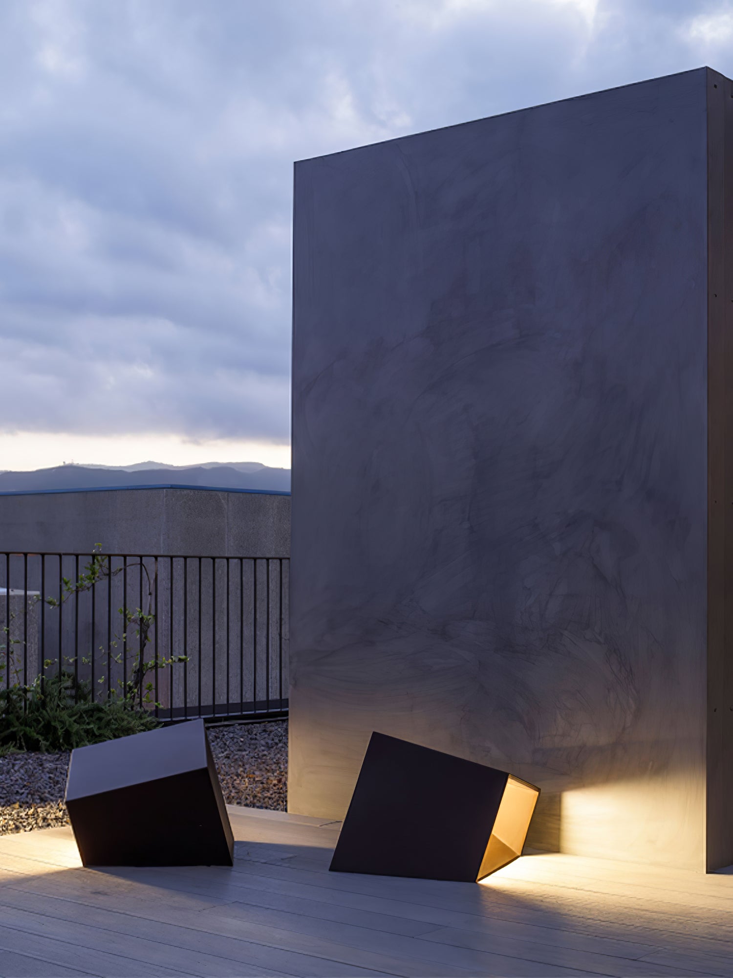 Cube Garden Light | Stainless Steel | Black
