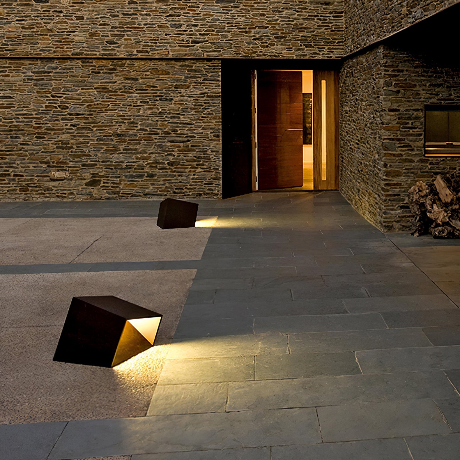 Cube Garden Light | Stainless Steel | Black