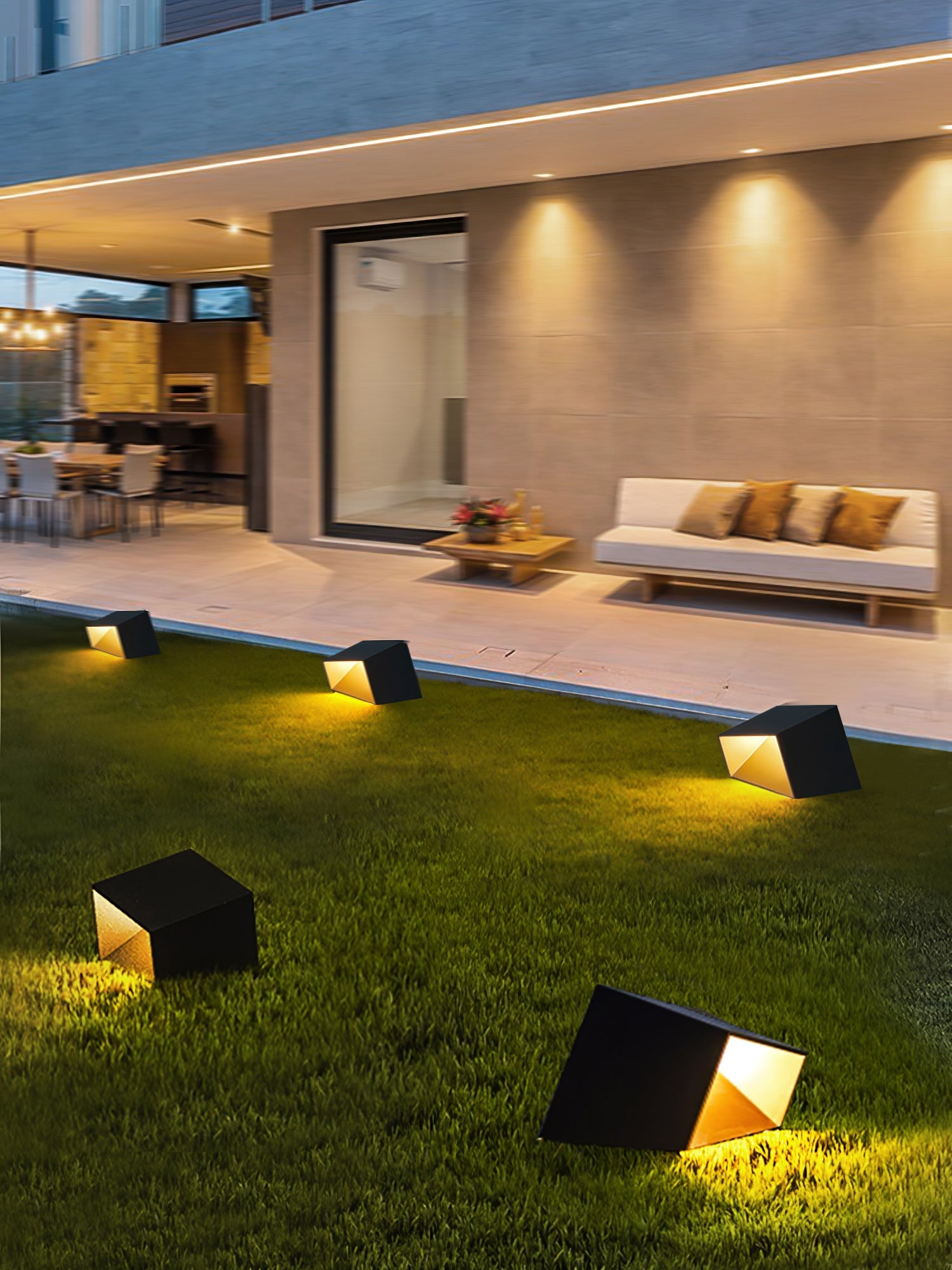 Cube Garden Light | Stainless Steel | Black