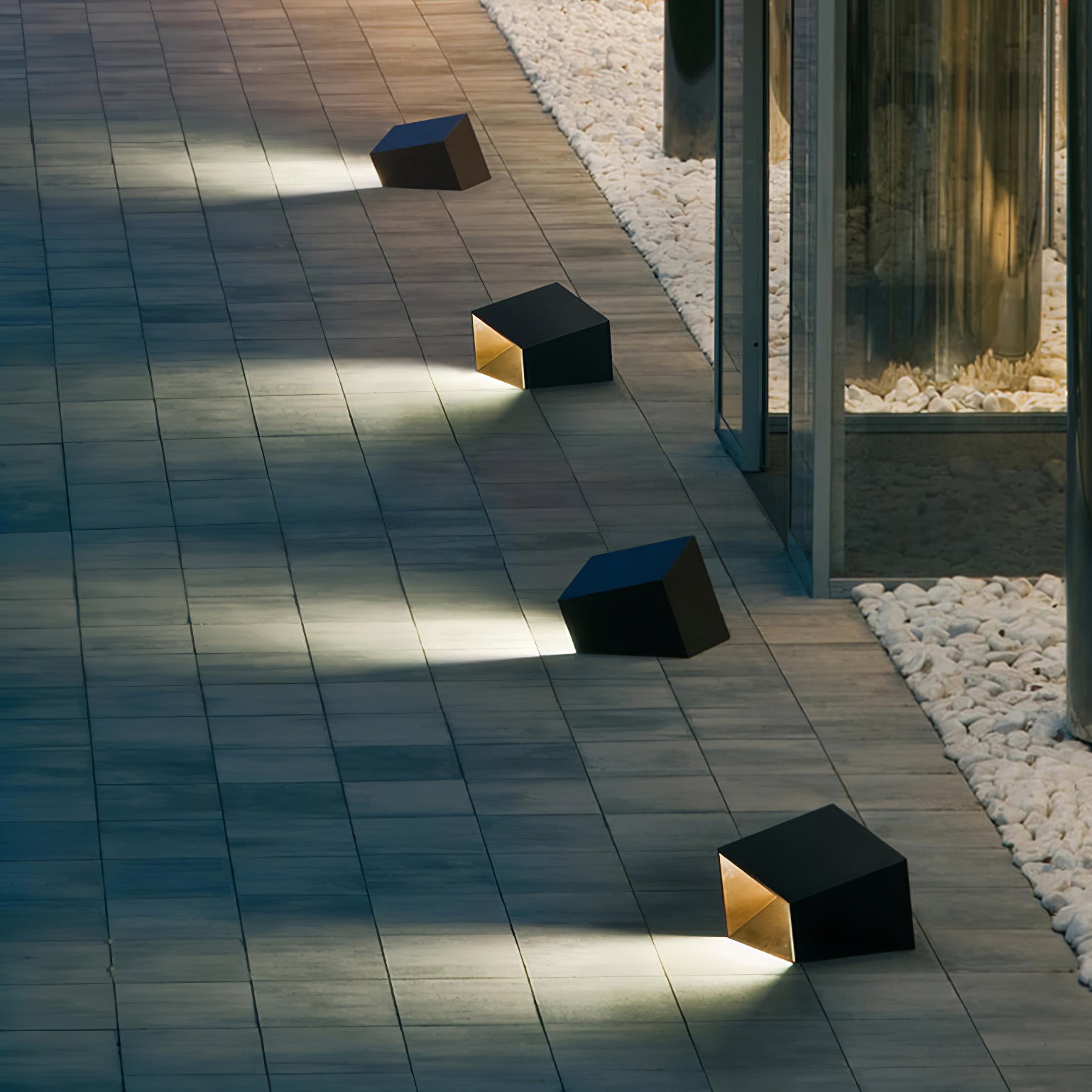 Cube Garden Light | Stainless Steel | Black
