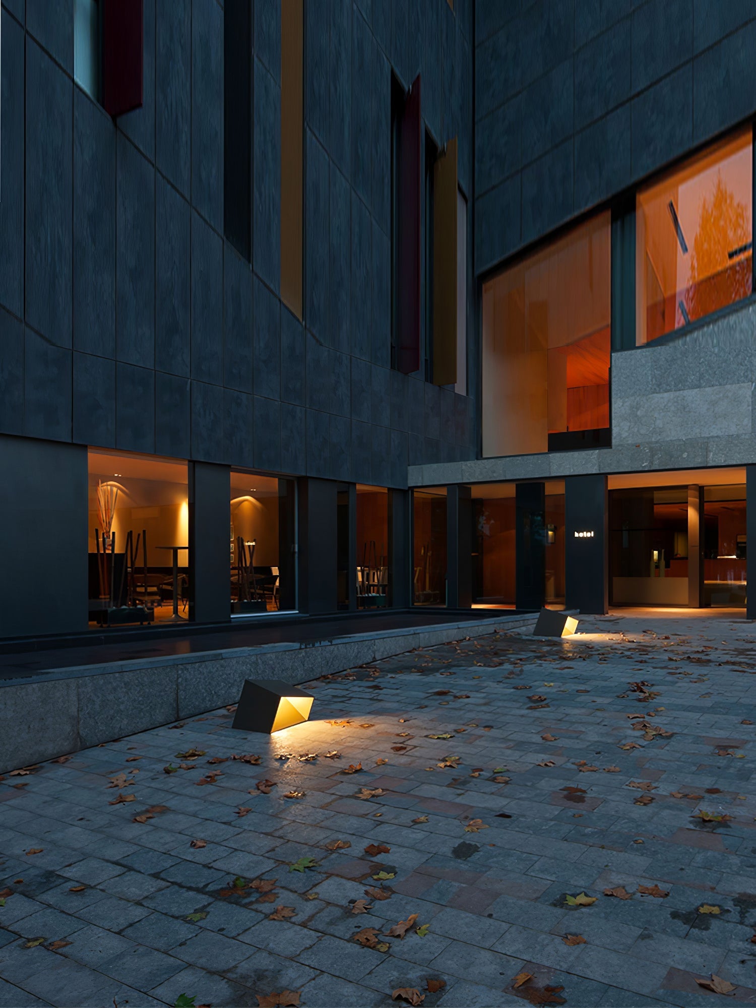 Cube Garden Light | Stainless Steel | Black