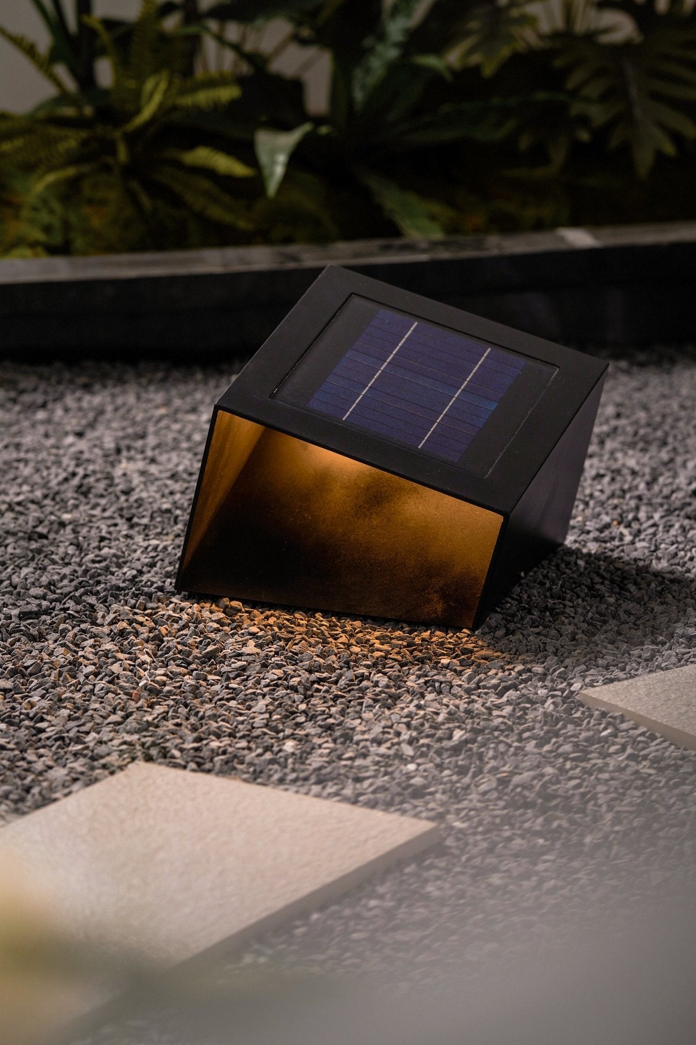 Cube Garden Solar Outdoor Light