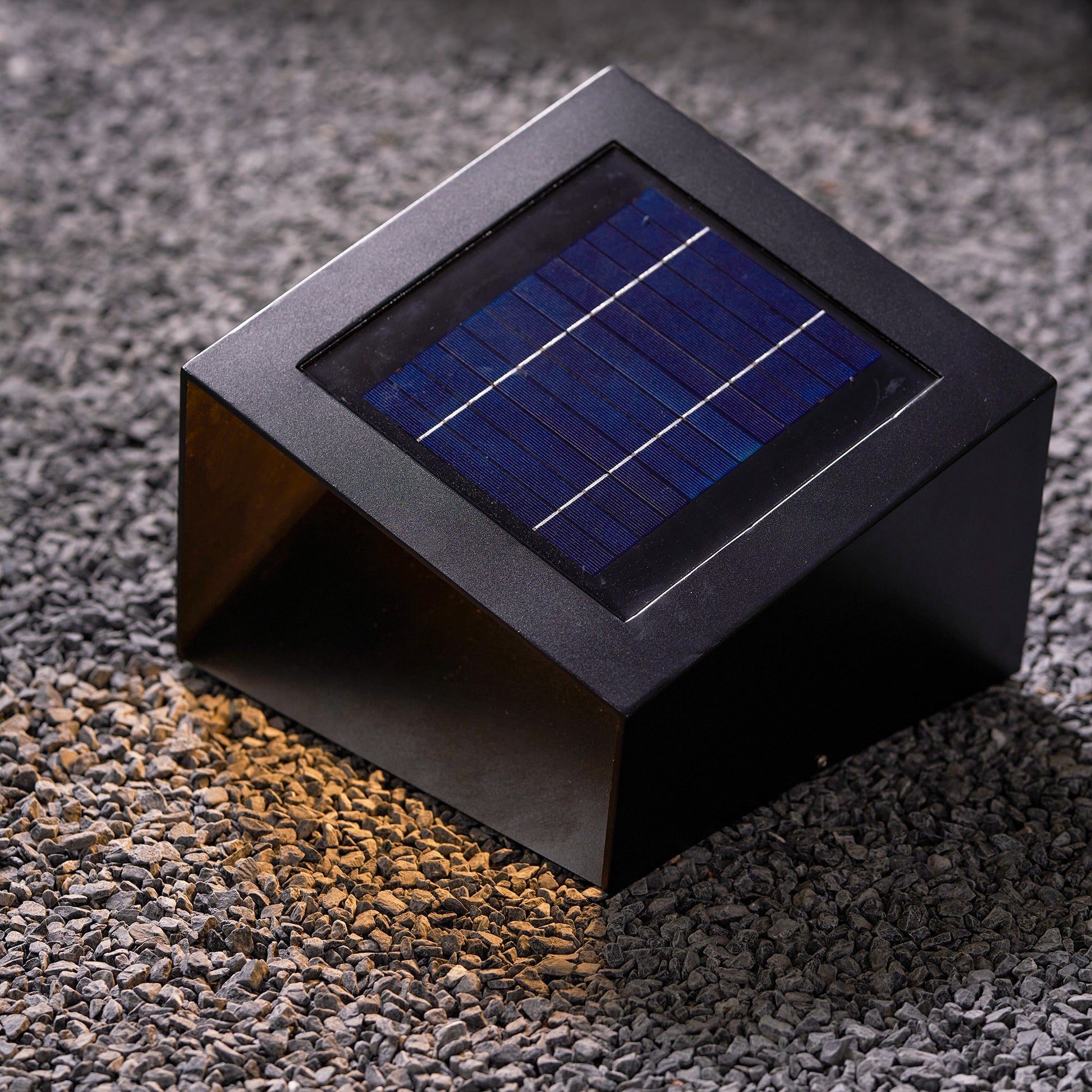 Cube Garden Solar Outdoor Light
