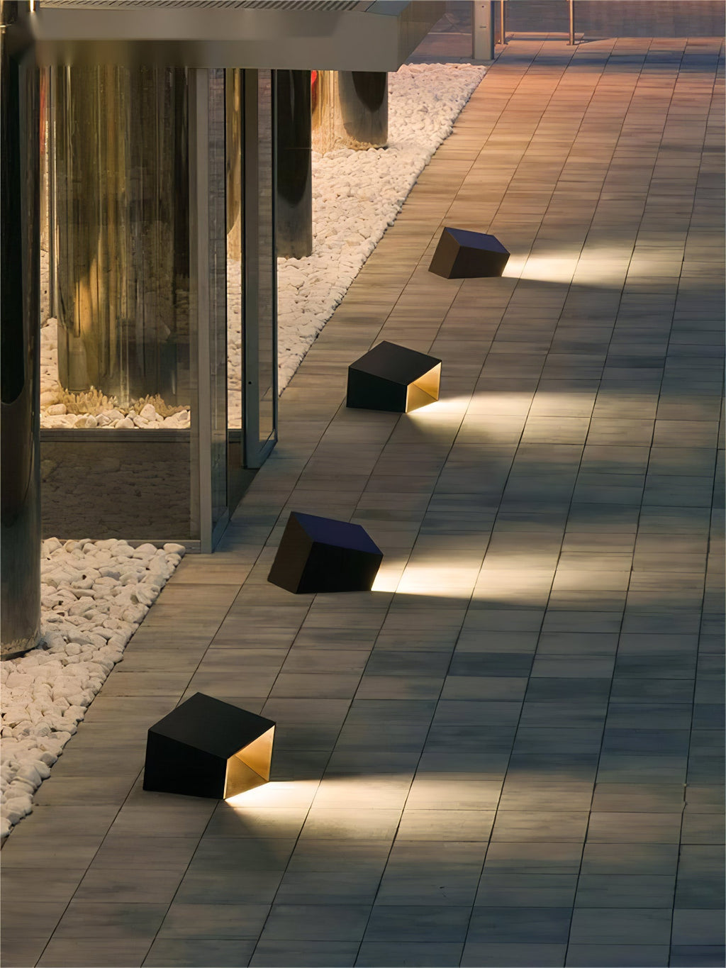 Cube Garden Solar Outdoor Light | Stainless Steel | Black