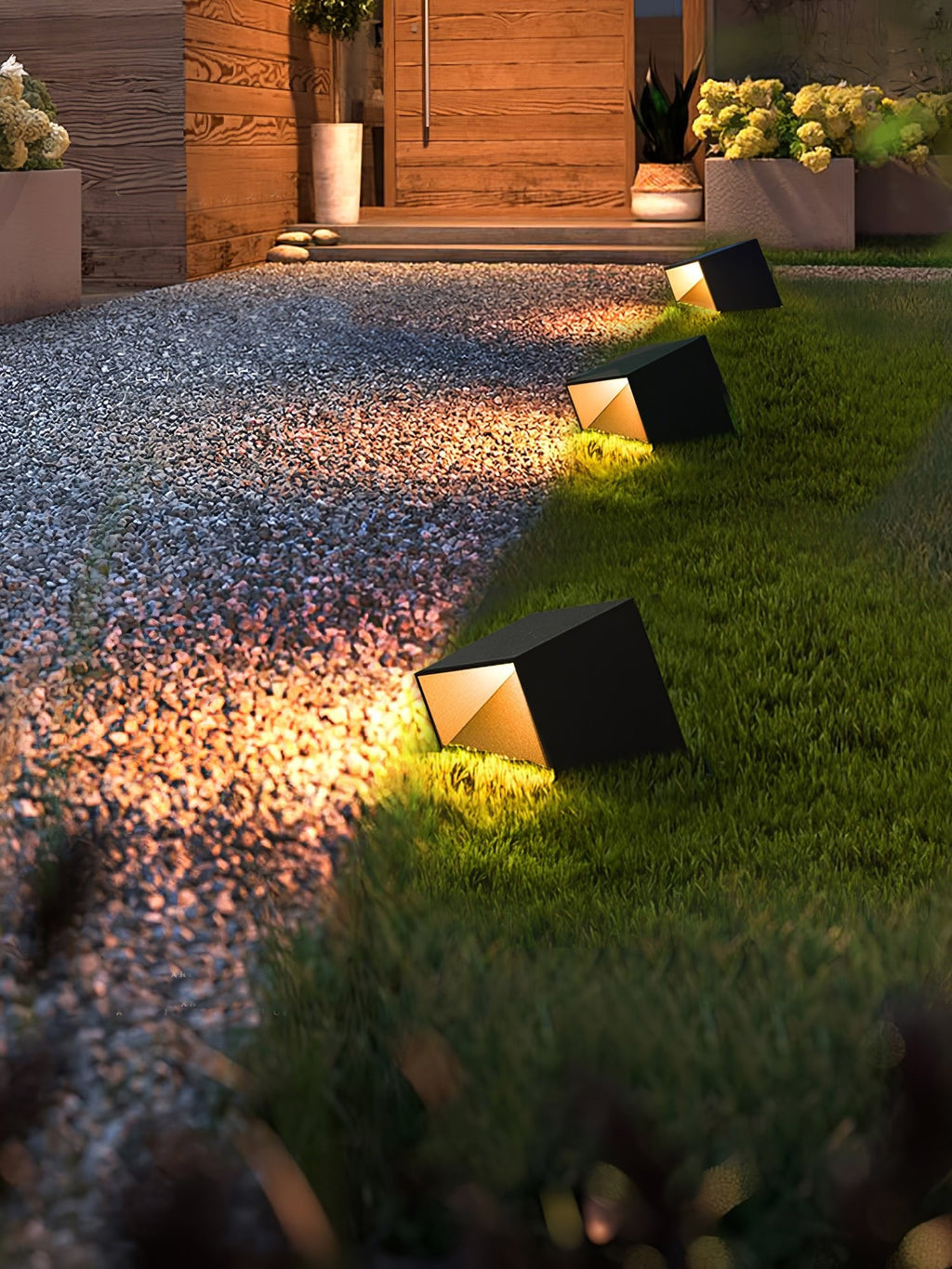 Cube Garden Solar Outdoor Light | Stainless Steel | Black
