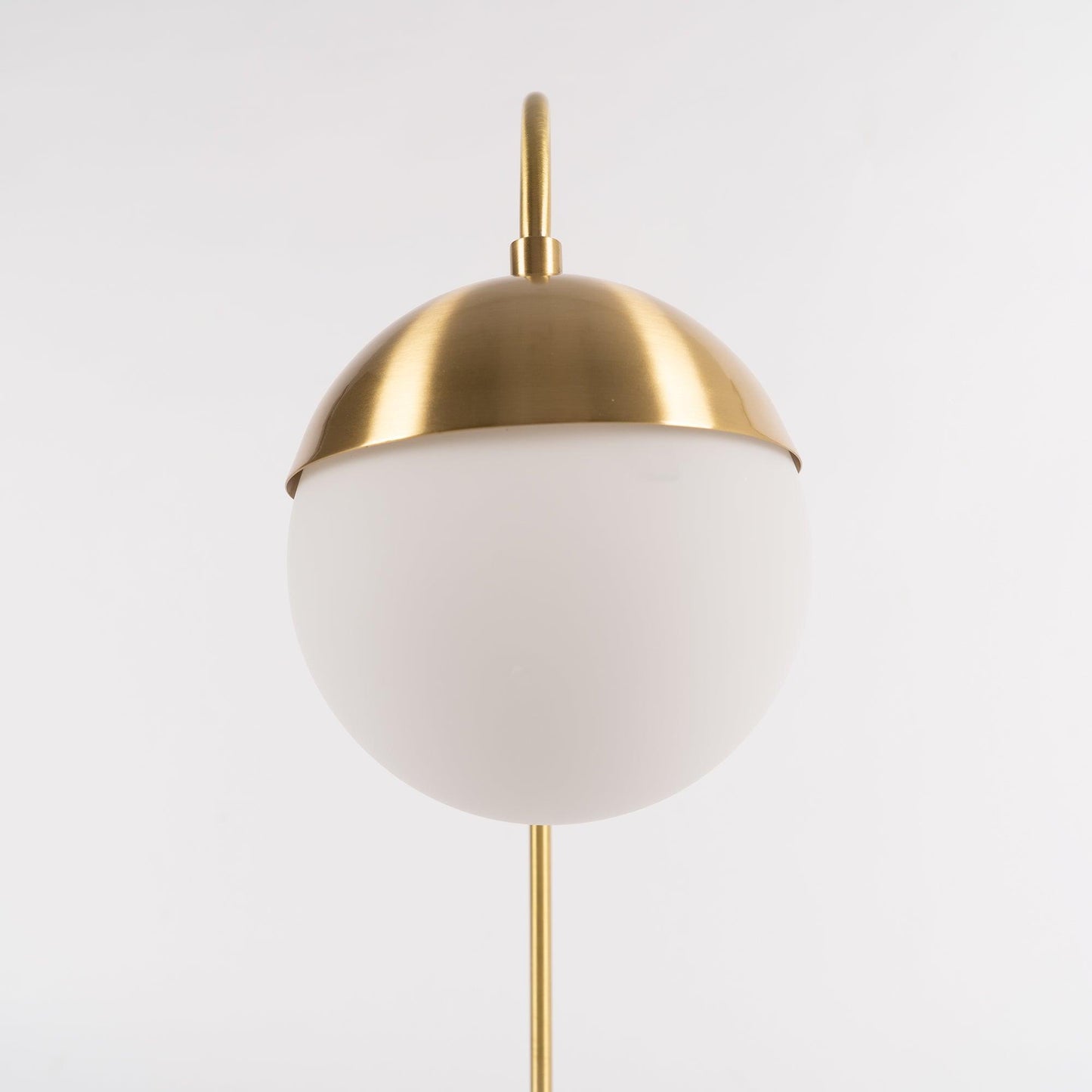 Cedar Moss Table Lamp | Brass & Glass | 21"