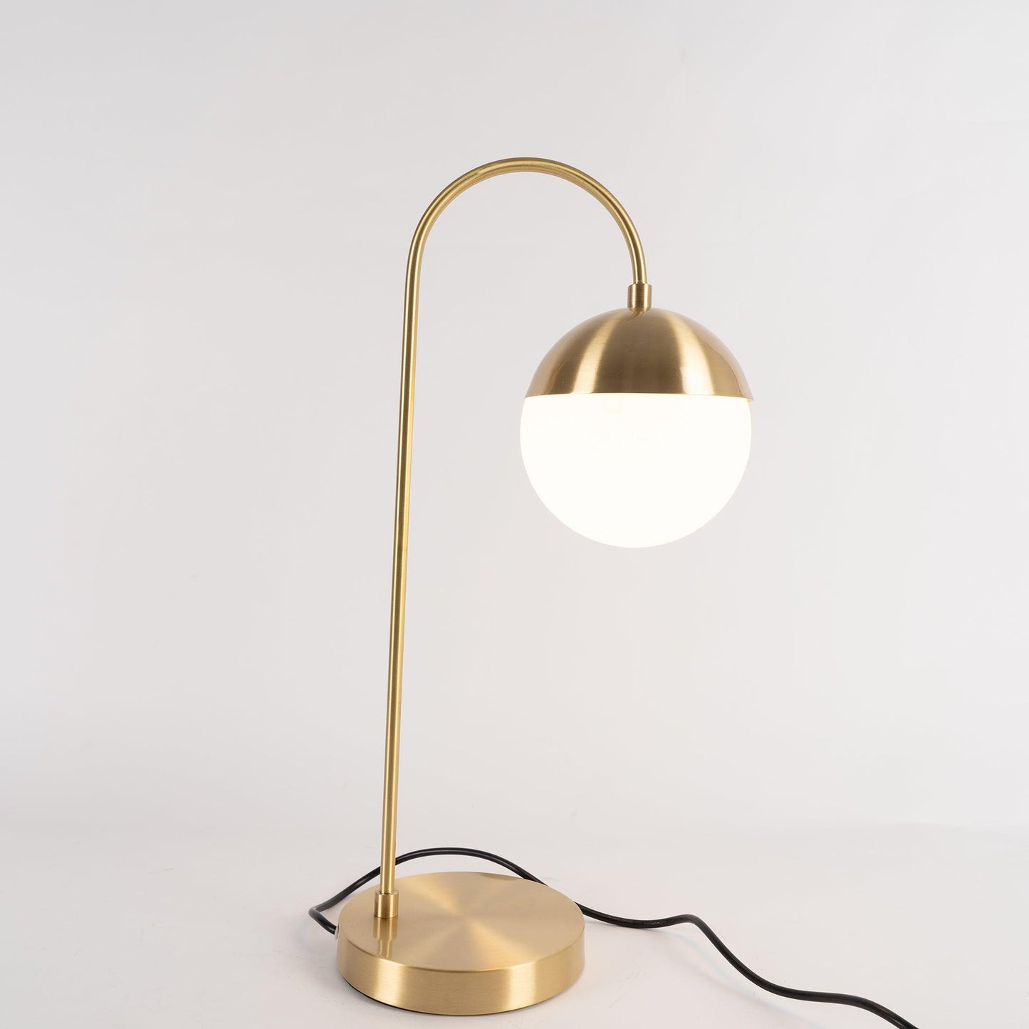 Cedar Moss Table Lamp | Brass & Glass | 21"