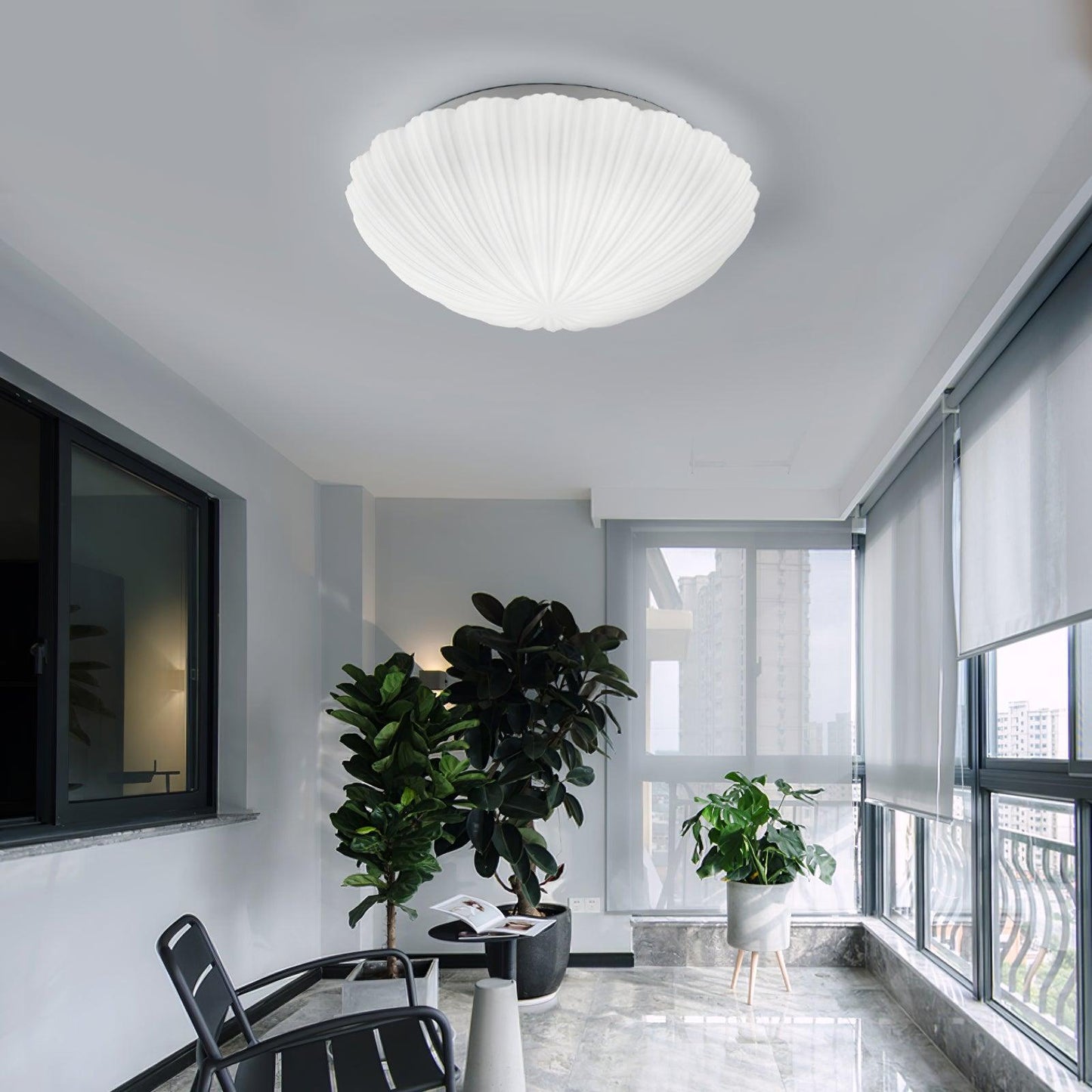 Seashell Ceiling Lamp | Integrated LED | White | 25cm/35cm Diameter