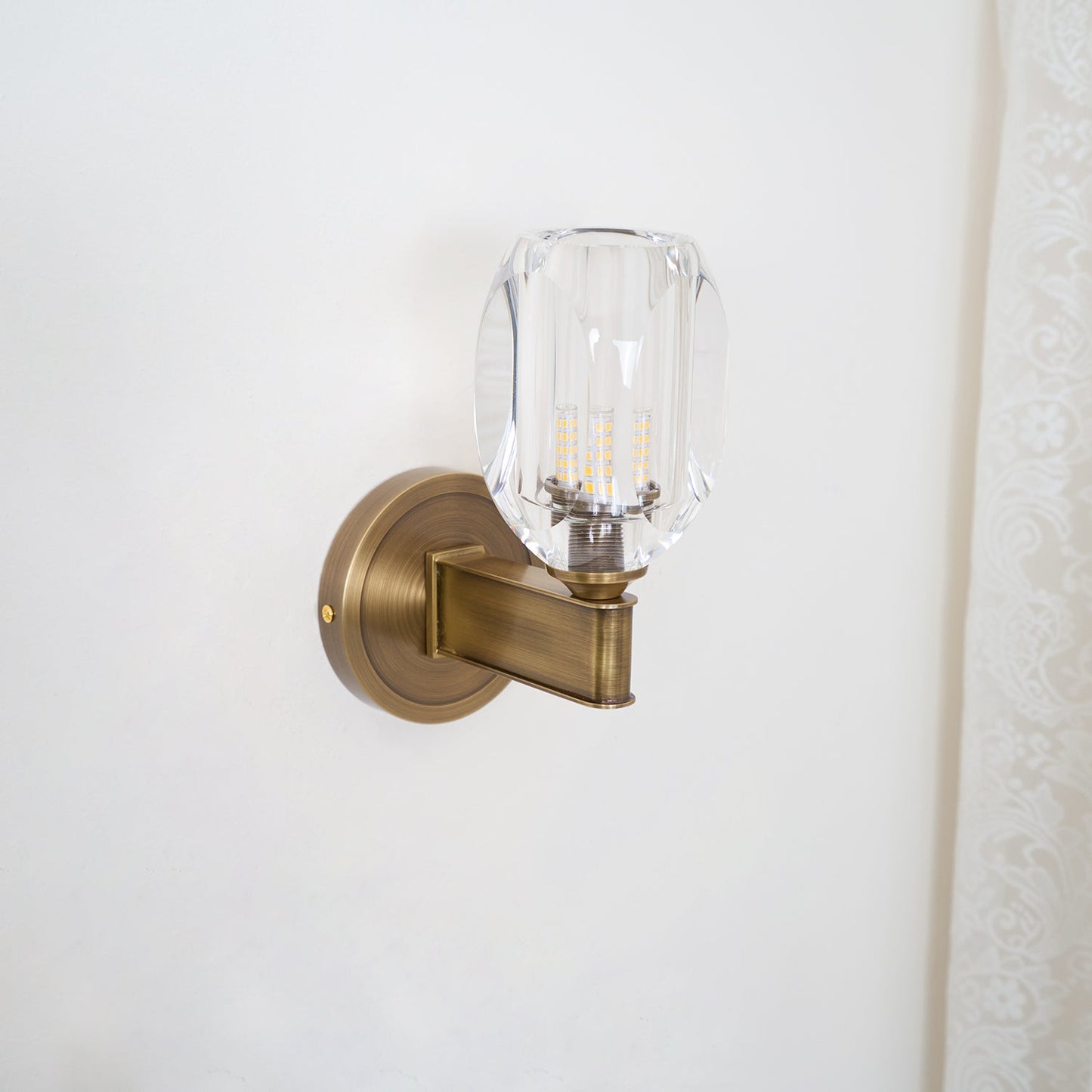 Diamond Crystal Sconce | Brass & Crystal | Copper Finish
