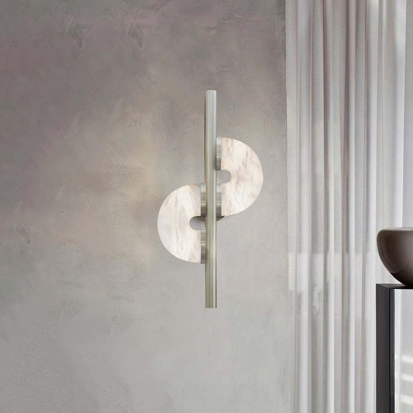 Dolly Alabaster Wall Lamp | Metal & Alabaster | White