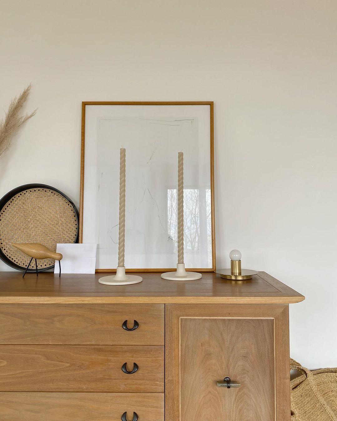 Dot Wall Lamp | Brass & Metal | Black, White, Brass Finish