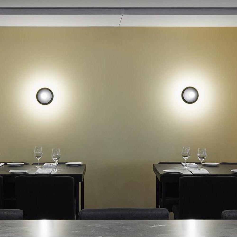 Dot Wall Lamp | Brass & Metal | Black, White, Brass Finish