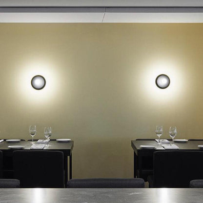 Dot Wall Lamp | Brass & Metal | Black, White, Brass Finish