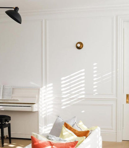 Dot Wall Lamp | Brass & Metal | Black, White, Brass Finish