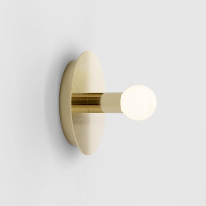 Dot Wall Lamp | Brass & Metal | Black, White, Brass Finish