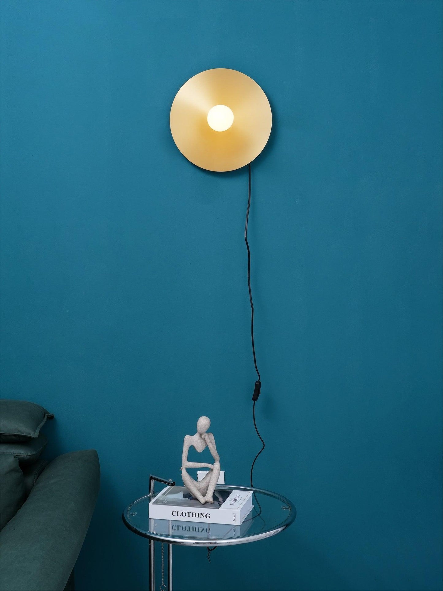 Dot Wall Lamp | Brass & Metal | Black, White, Brass Finish