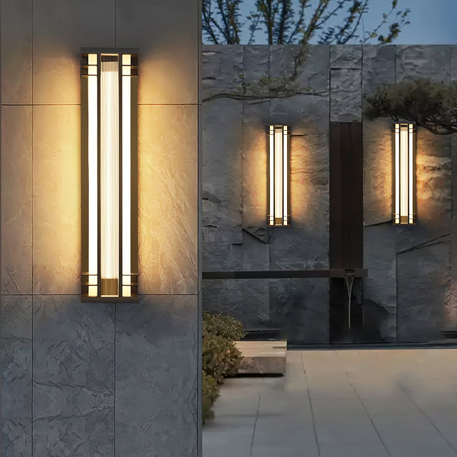 Double Axis Outdoor Wall Lamp | Stainless Steel | Black & Translucent