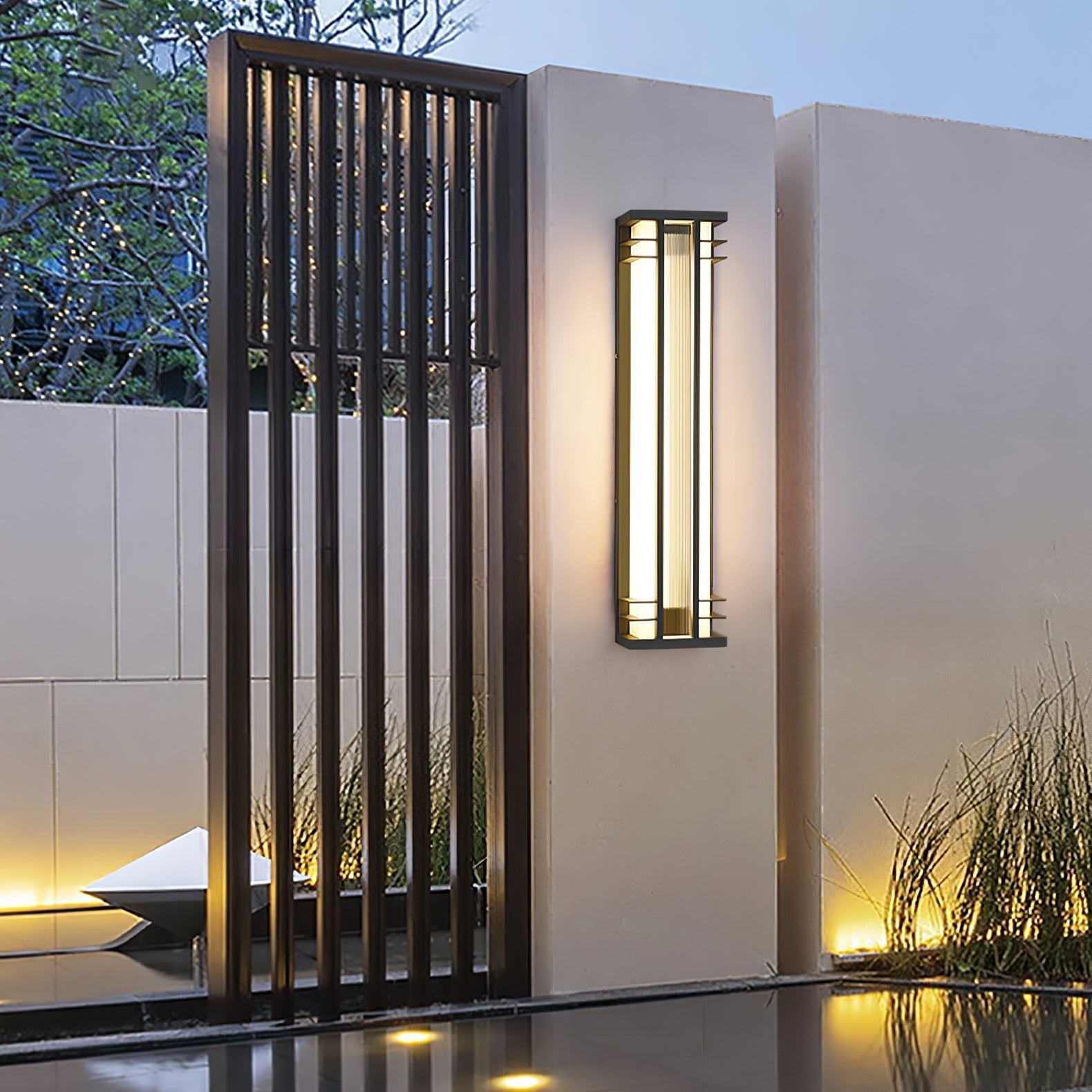 Double Axis Outdoor Wall Lamp | Stainless Steel | Black & Translucent