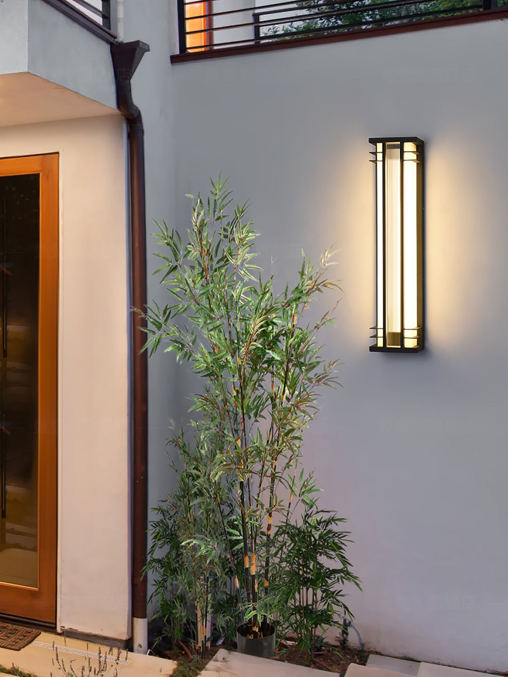 Double Axis Outdoor Wall Lamp | Stainless Steel | Black & Translucent