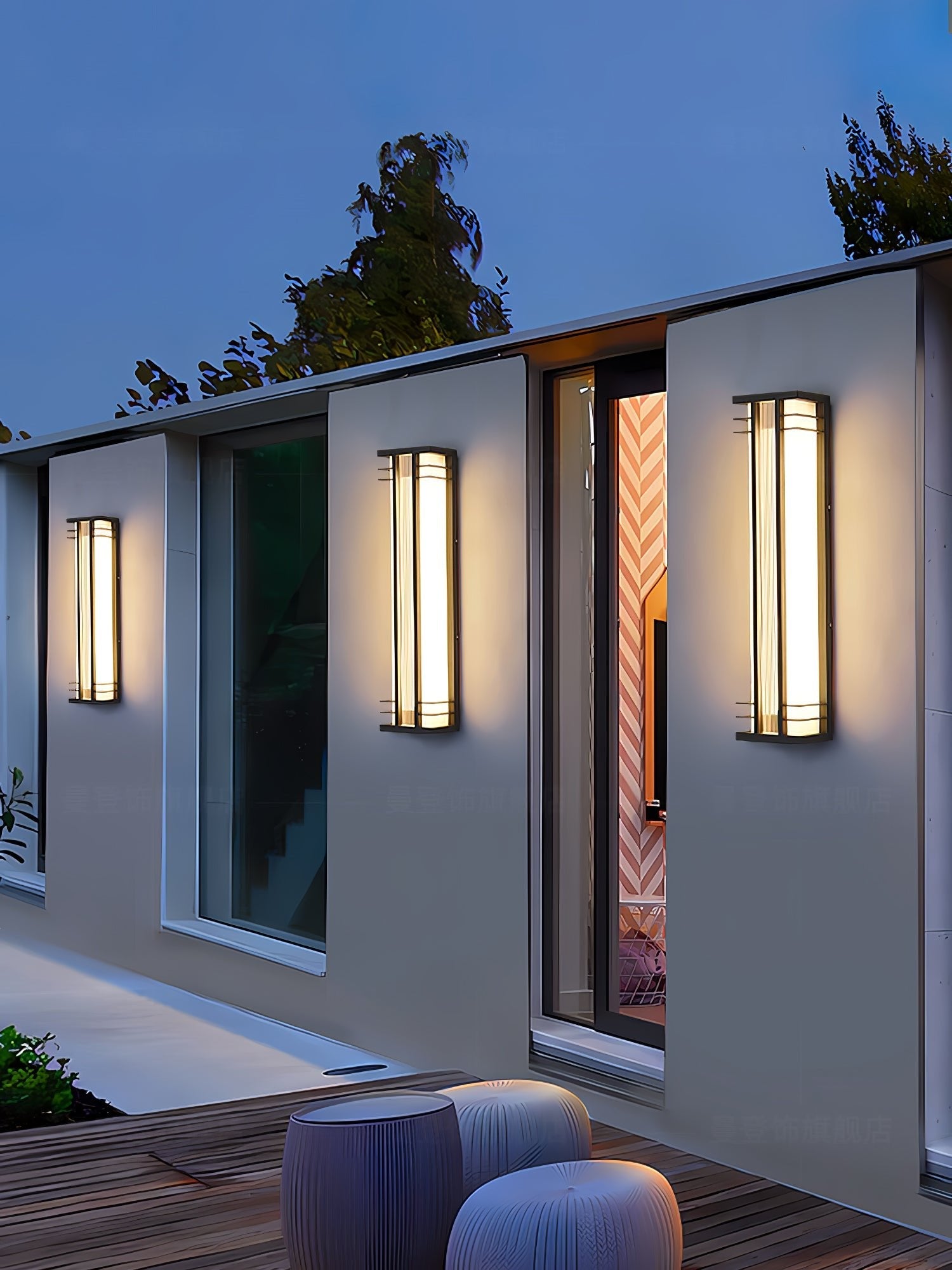 Double Axis Outdoor Wall Lamp | Stainless Steel | Black & Translucent