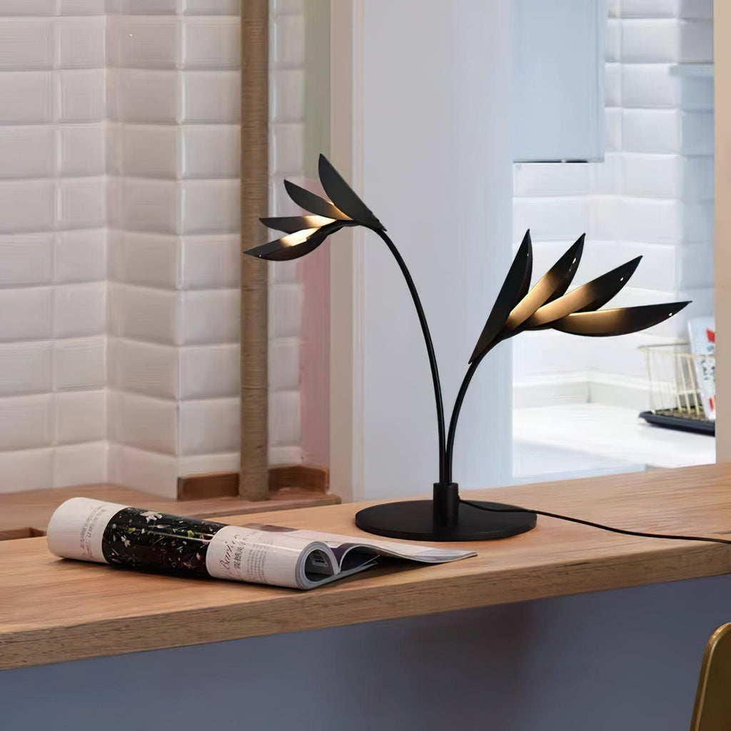 Double Leaf Table Lamp | Iron & Metal | Black