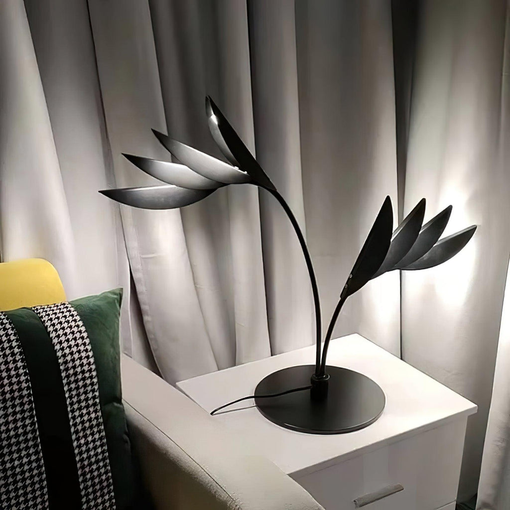 Double Leaf Table Lamp | Iron & Metal | Black