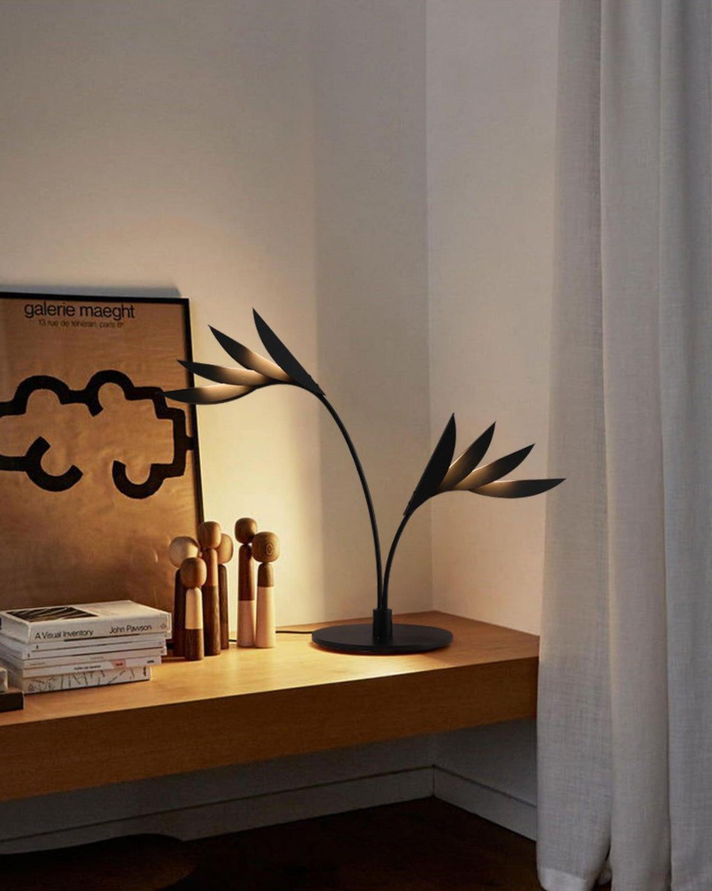 Double Leaf Table Lamp | Iron & Metal | Black
