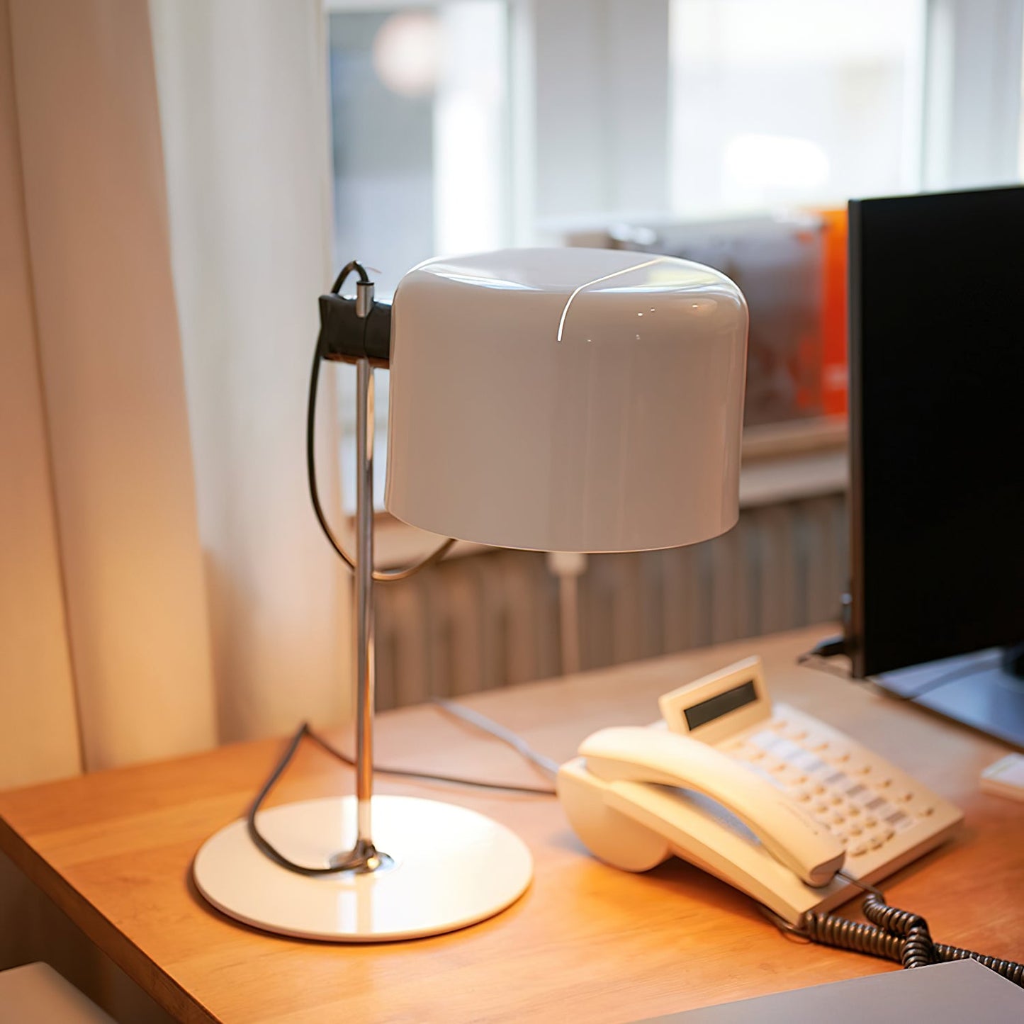 Drova Table Lamp | Chrome Adjustable Shade | Modern Design
