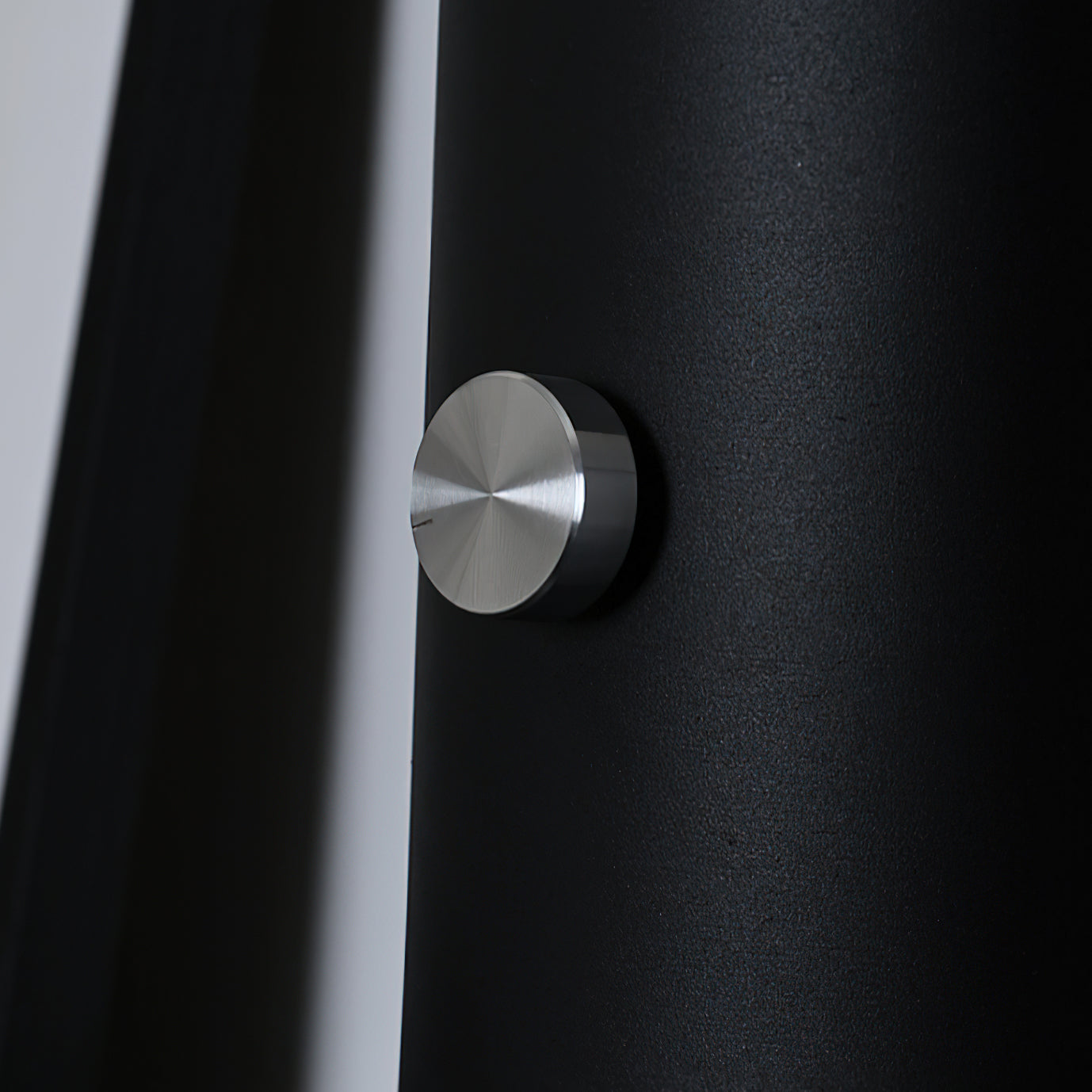 Dumbbell Floor Lamp | Forged Iron | Black & White