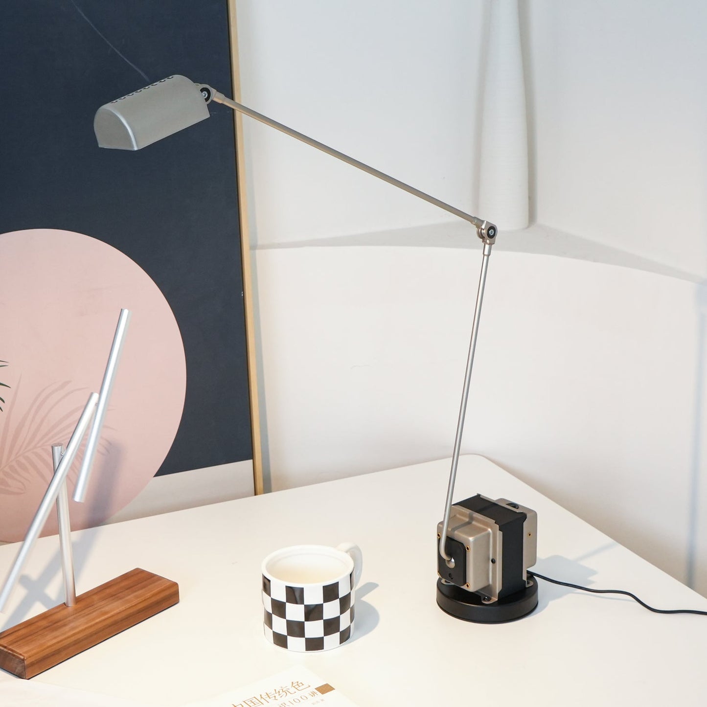 Dynamo Table Lamp | Rotating Diffuser | Dimmable LED