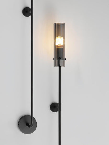 Eclat Vertica Wall Lamp | Brass & Glass | G9