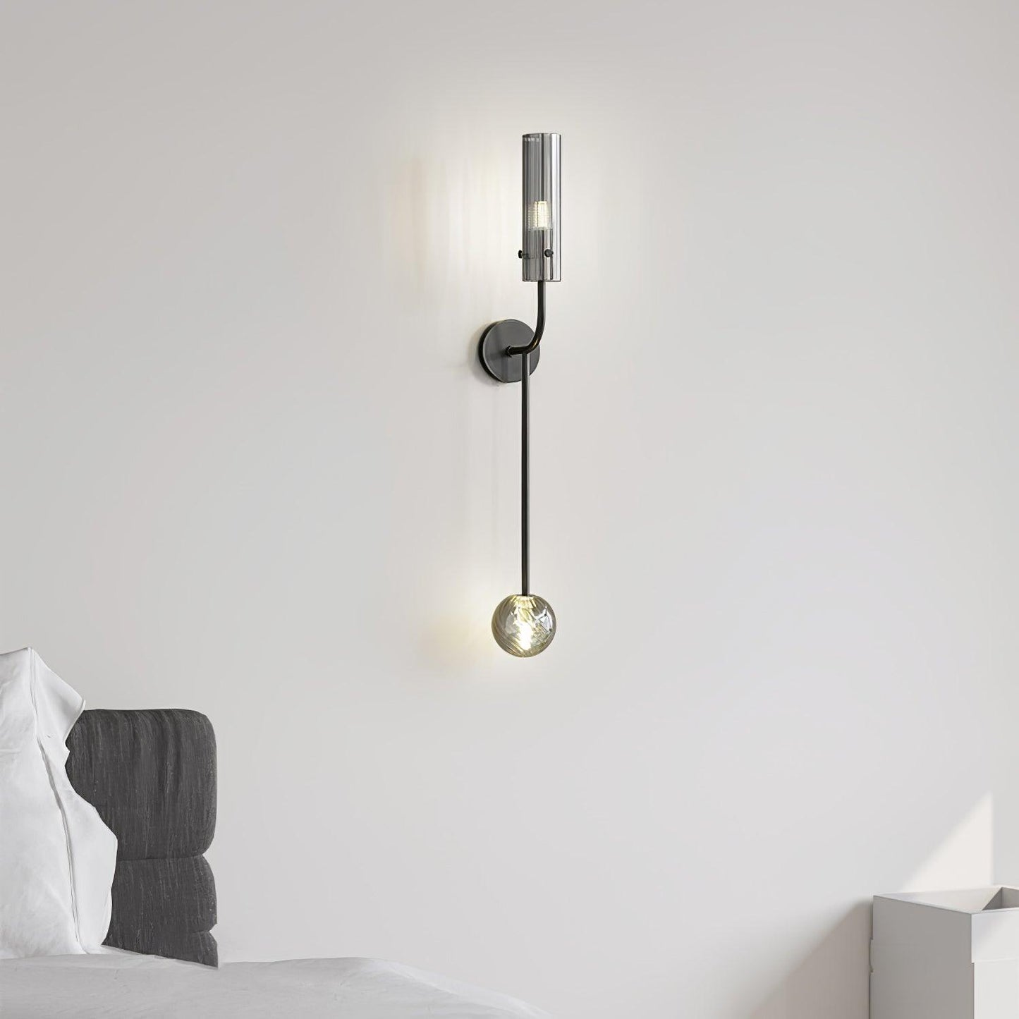 Eclat Vertica Wall Lamp | Brass & Glass | G9