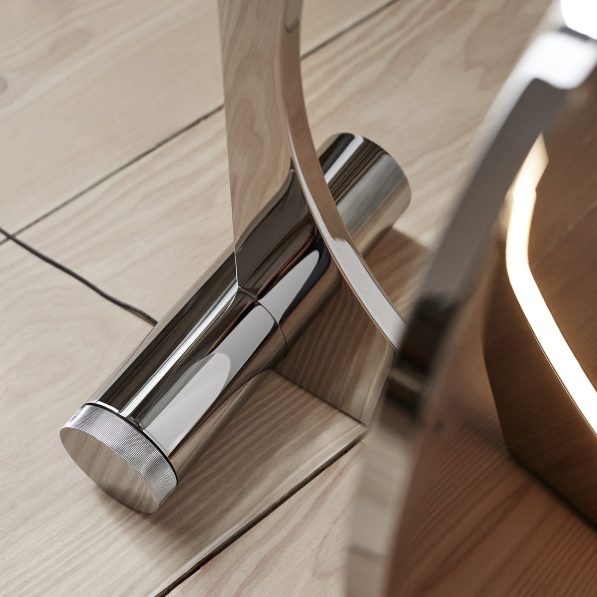 Eclipse Mirror Table Lamp | Bright Stainless Steel | L 60cm x H 60cm