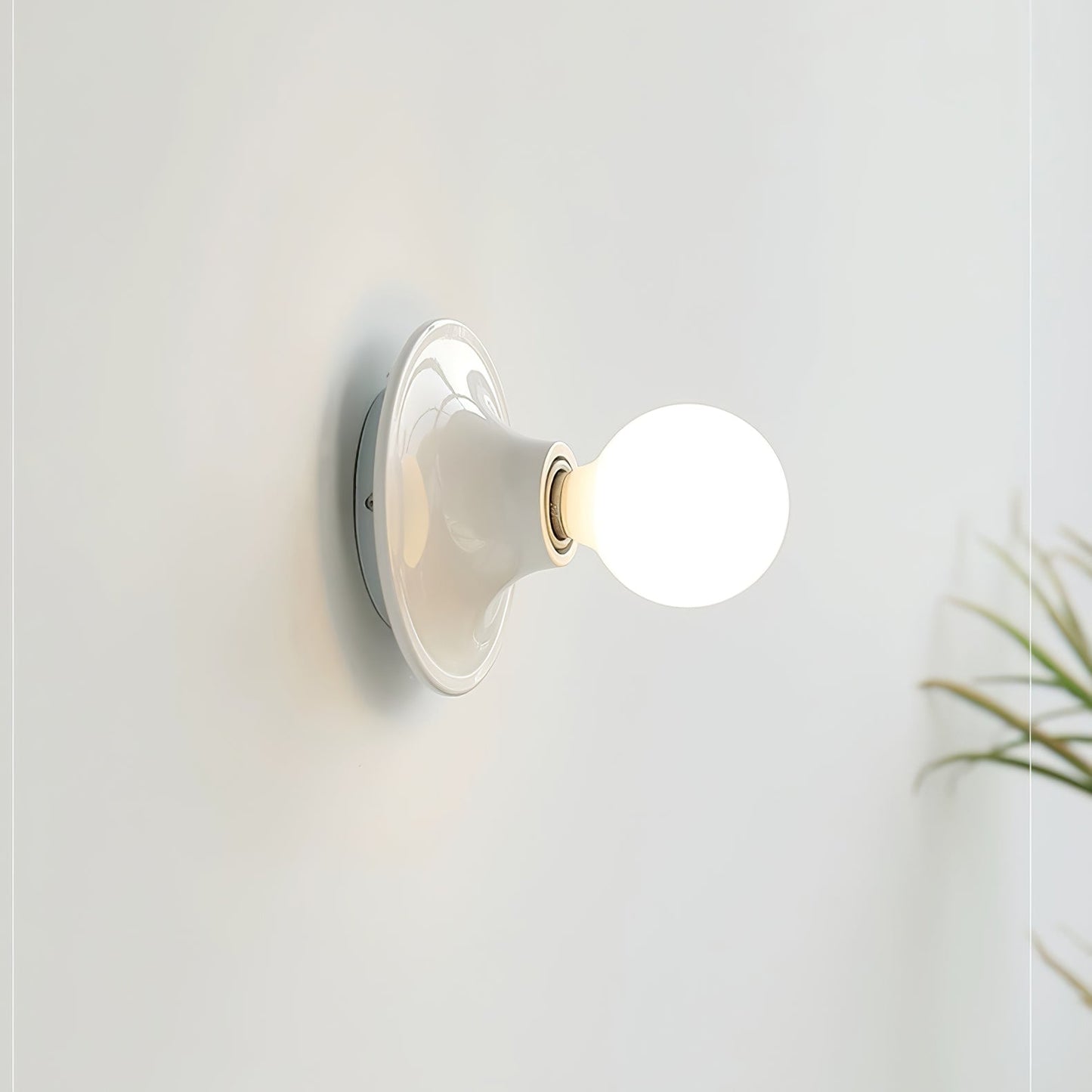Eclipta Wall Sconce | Metal & Glass | Black, White, Gold, Yellow, Red, Nickel