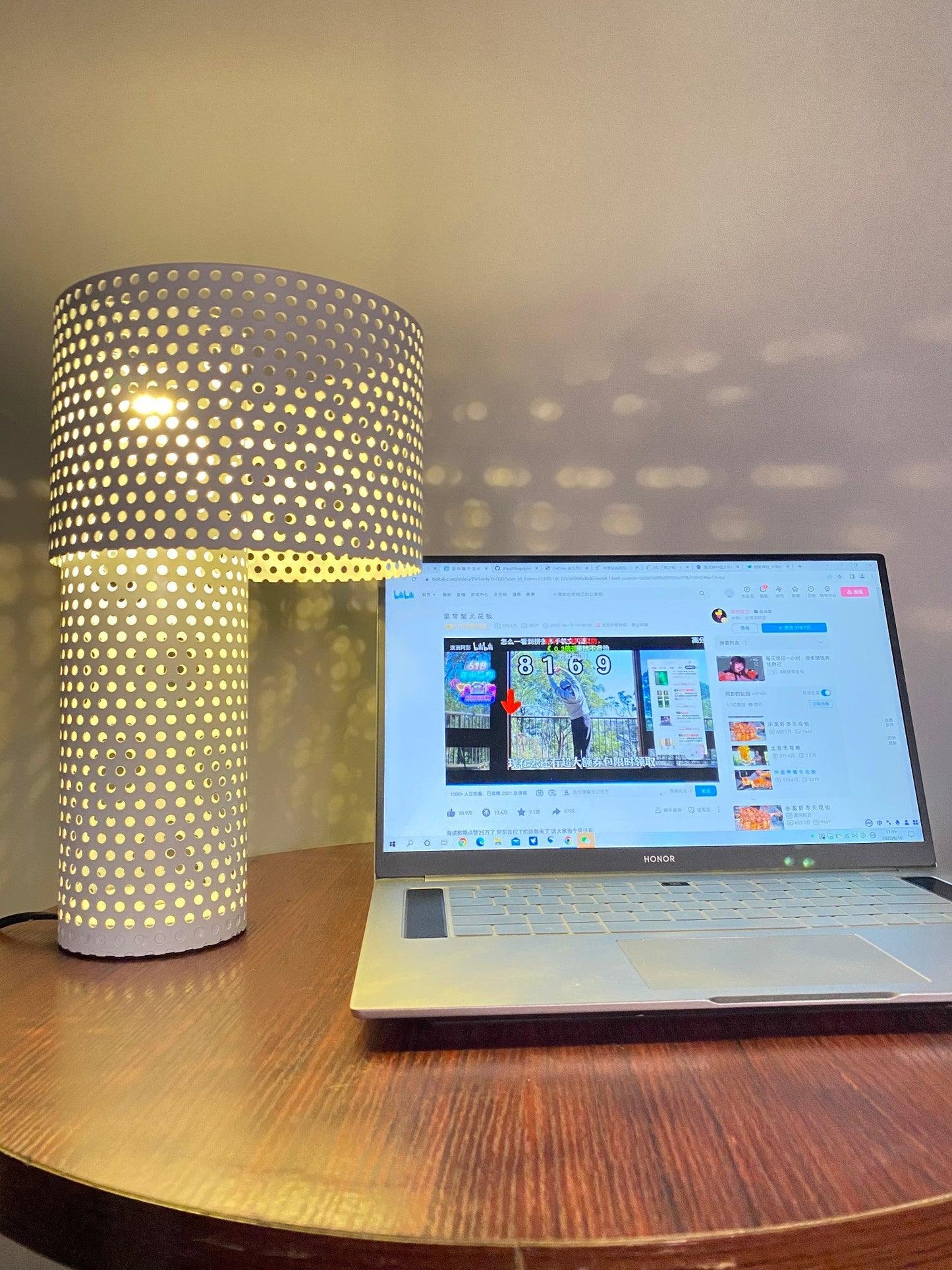 Embrey Table Lamp | Metal | White