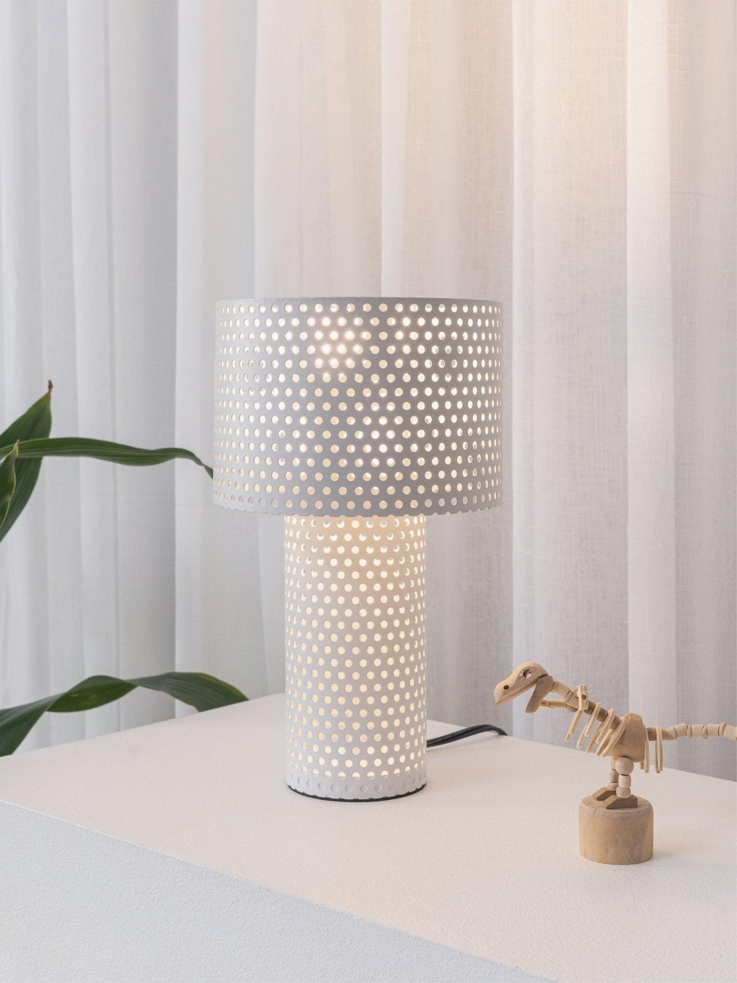 Embrey Table Lamp | Metal | White