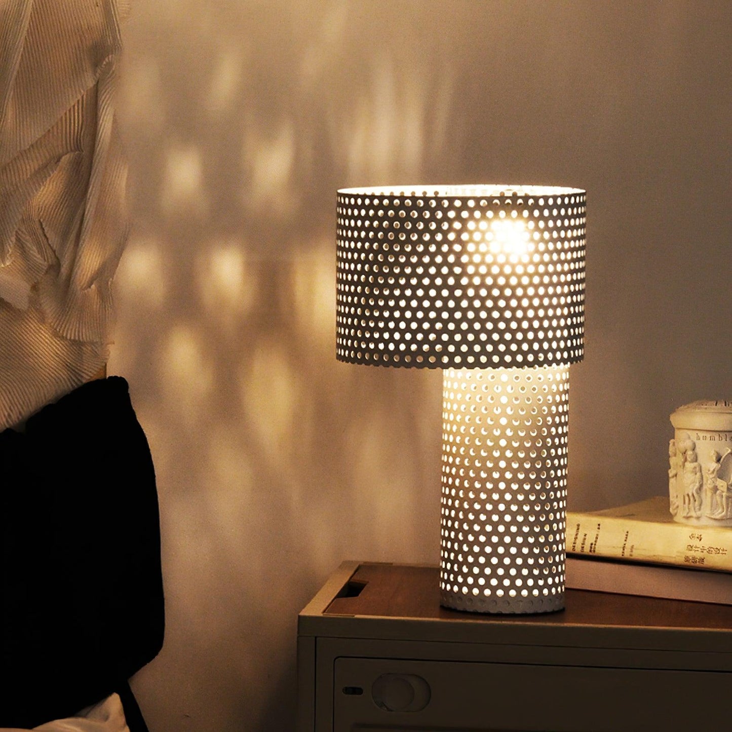 Embrey Table Lamp | Metal | White