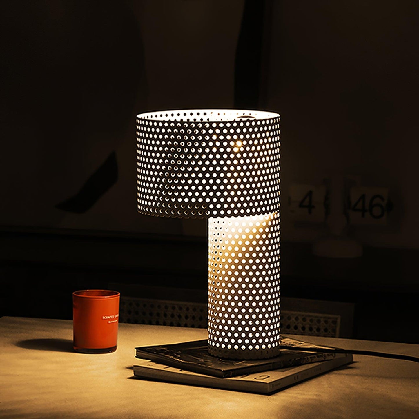 Embrey Table Lamp | Metal | White