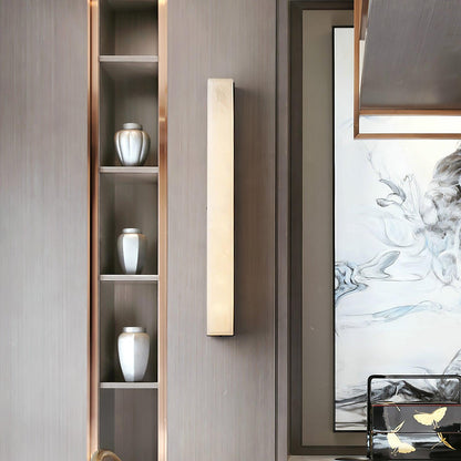 Emerson Wall Lamp | Brass & Alabaster | White