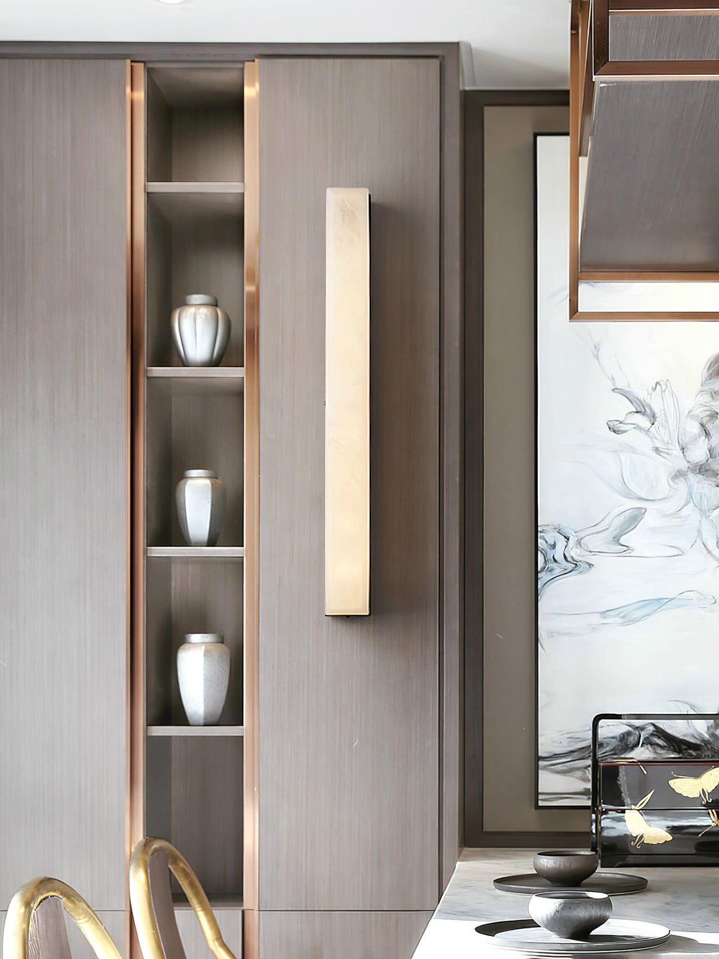 Emerson Wall Lamp | Brass & Alabaster | White