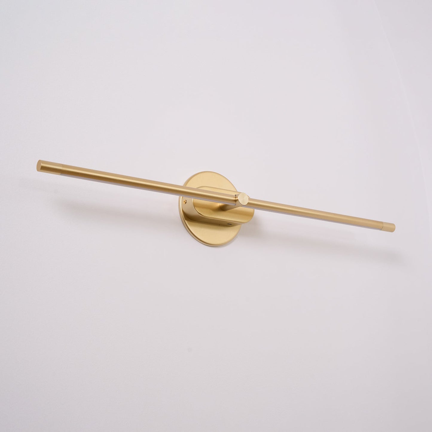 Minimalist Linear Wall Lamp | Metal with Integrated LED | Black or Gold