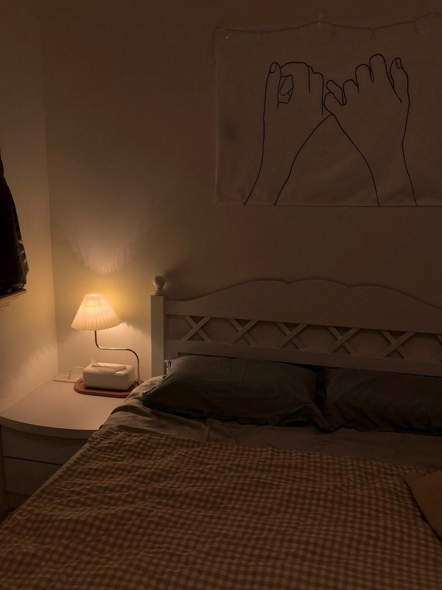 Eterna Table Lamp | Metal Frame & Fabric Shade | 4 Colors Available