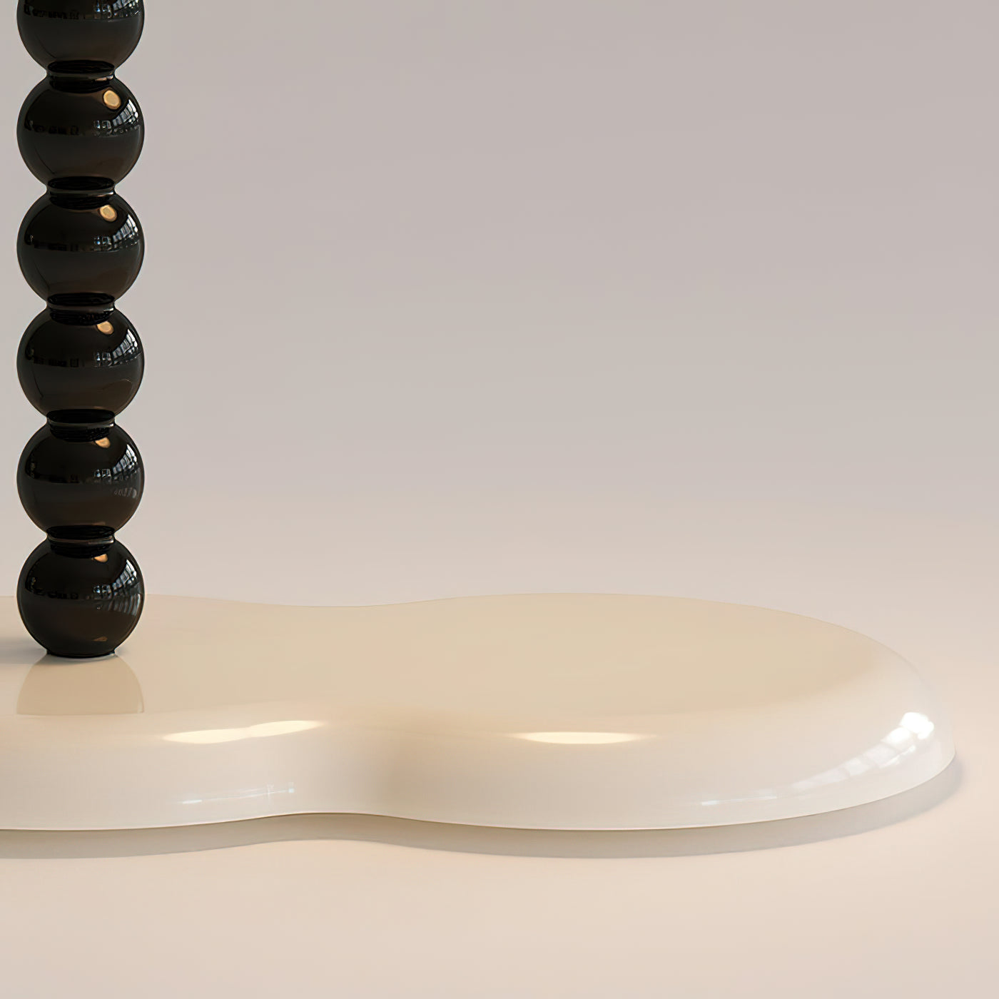 Everalda Table Lamp | Metal & Glass | Green+Red, Red+Black, Beige+Black, Beige