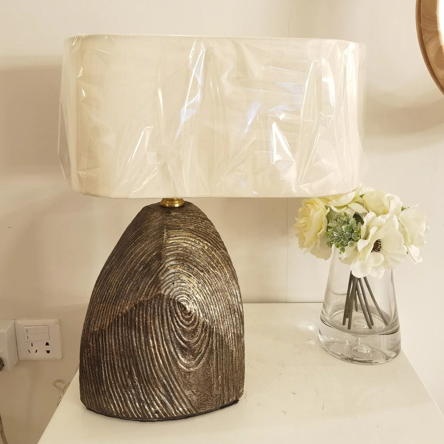 Faro Table Lamp | Abaca Shade, Brass Base | Black