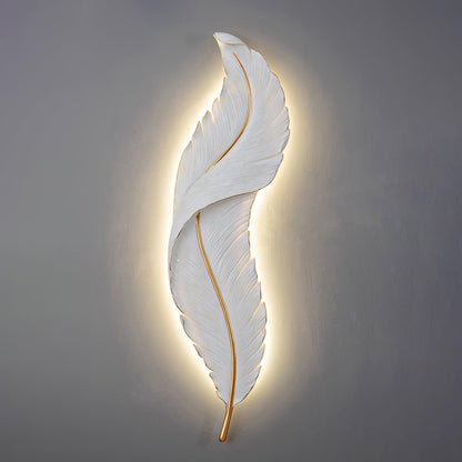 Feather Wall Lamp | Resin | Gold, White