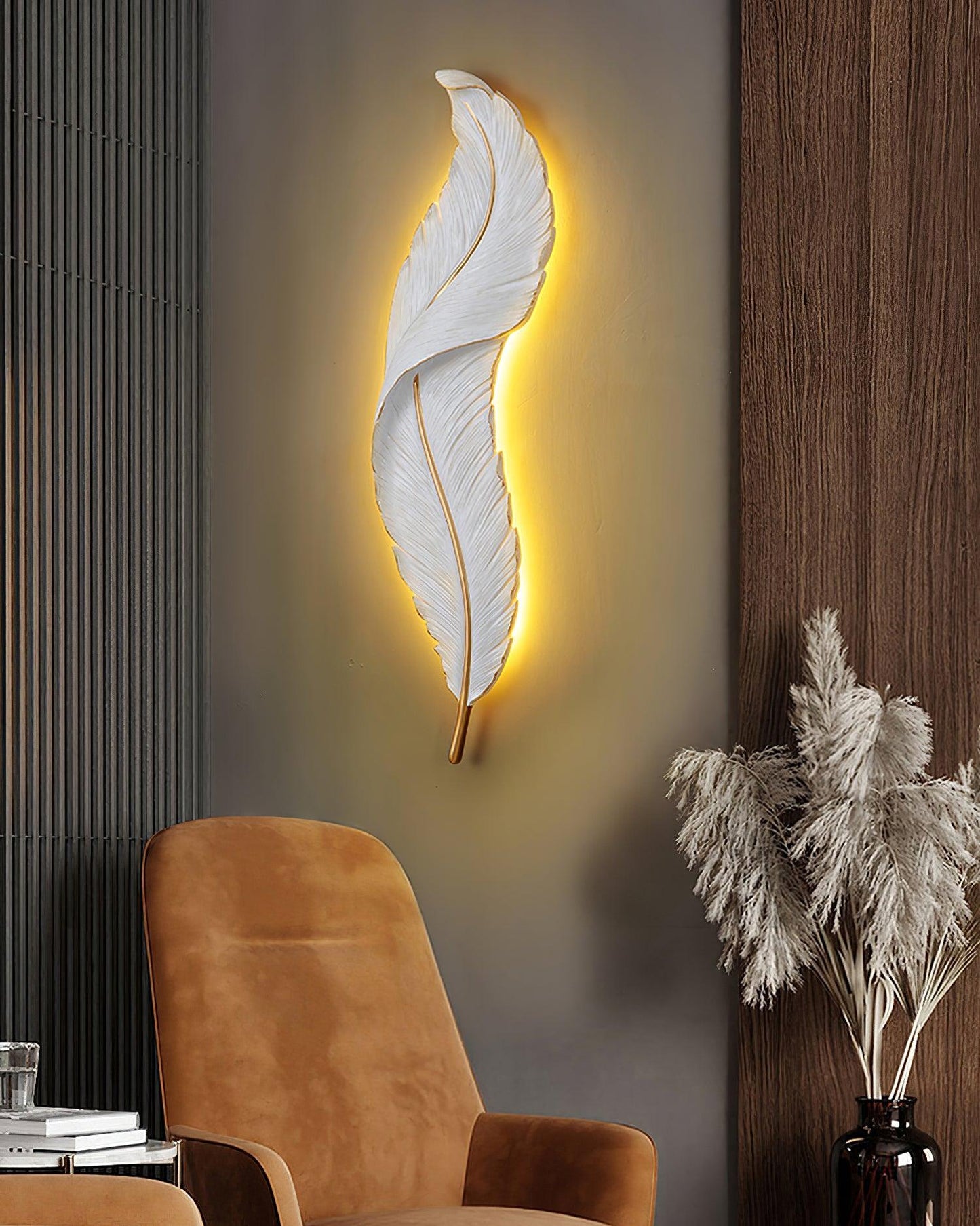 Feather Wall Lamp | Resin | Gold, White